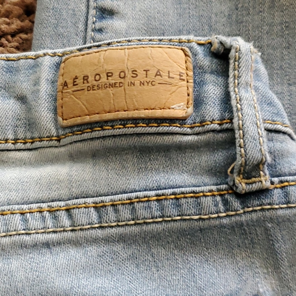 Jeans - Picture 3 of 4